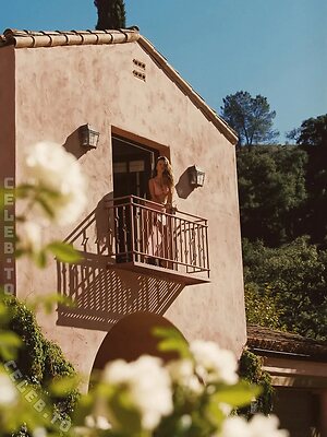 Olga Obumova Nude Leaked Photo #26