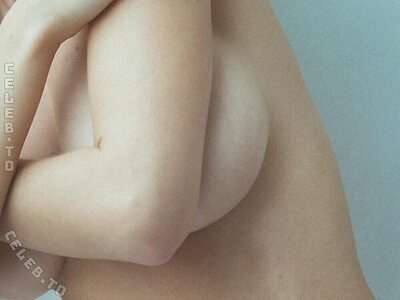 Olga Obumova Nude Leaked Photo #31