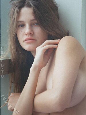 Olga Obumova Nude Leaked Photo #32