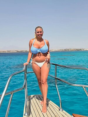 Olga V leaked photo #15