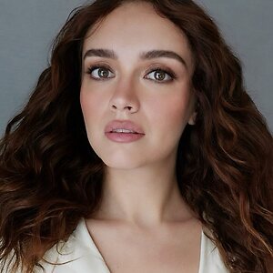Olivia Cooke leaked photo #17