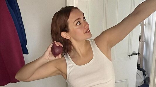 Olivia Cooke leaked photo #112