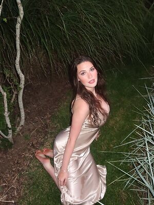 Olivia Grace Hopkins leaked photo #3