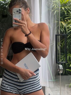 Olivia Junker Nude Leaked Photo #17