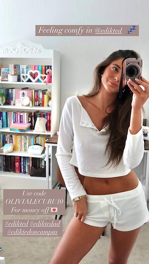 Olivia Lecuru leaked photo #3