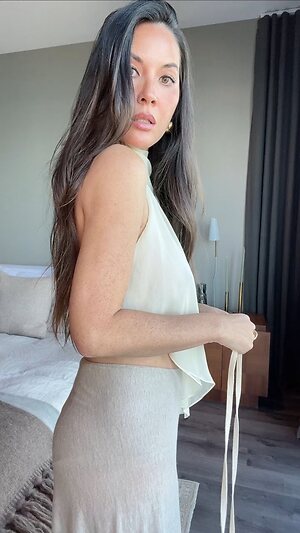 Olivia Munn Hot leaked photo #23