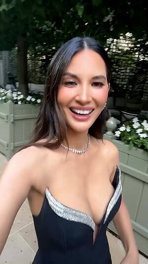 Olivia Munn Hot leaked photo #54