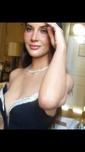 Olivia Munn Hot Nude Leaked Photo #59