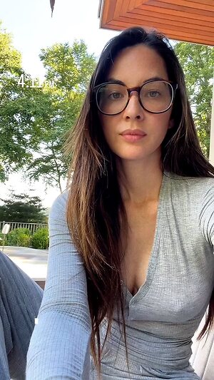 Olivia Munn Hot