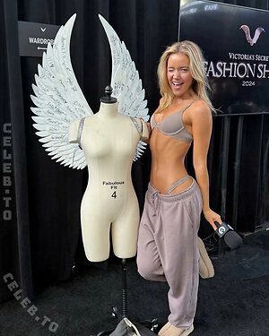Olivia Ponton photo