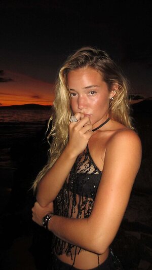 Olivia Ponton leaked photo #200