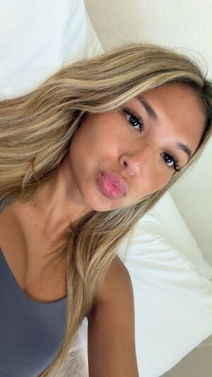 olivia2008 leaked photo #3