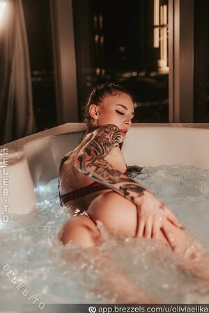 Oliviaelika leaked photo #73
