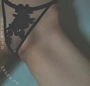 oliviashu Nude Leaked Photo #27