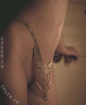 oliviashu Nude Leaked Photo #56