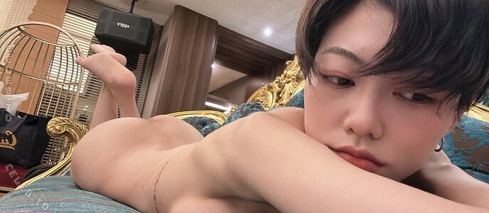 oliviashu Nude Leaked Photo #59