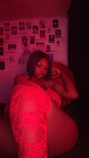Oluwagbotemmy Nude Leaked Photo #6