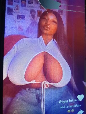 Oluwagbotemmy Nude Leaked Photo #10