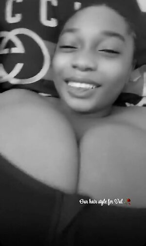 Oluwagbotemmy Nude Leaked Photo #16