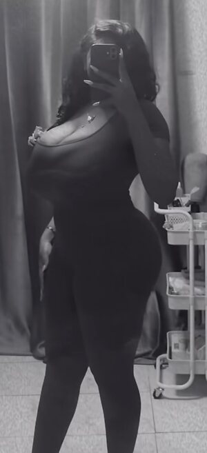 Oluwagbotemmy Nude Leaked Photo #25