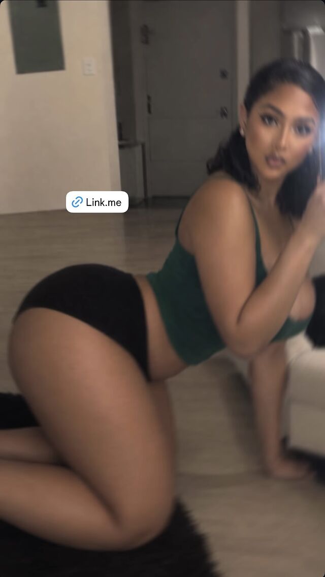 Omaima Benamre leaked photos