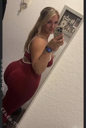 Onlygirlyouneed leaked photo #10