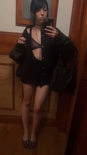 Onlyway2liv leaked photo #5