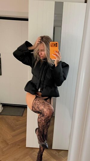 OnlyYourAmi leaked photo #11