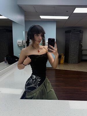 over.taaa leaked photo #28