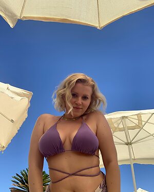 Ozge Isik leaked photo #2