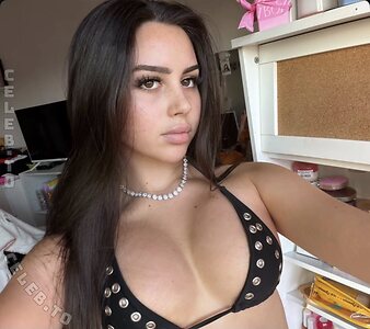 Paaulapereiraa Nude Leaked Photo #6