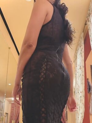 Padma Lakshmi leaked photo #42