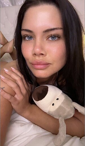Paige Blair Nude Leaked Photo #2