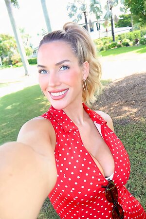 Paige Spiranac [onlypaige] leaked photo #36