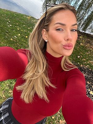 Paige Spiranac leaked photo #739