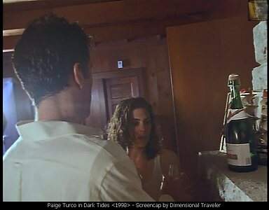 Paige Turco leaked photo #16