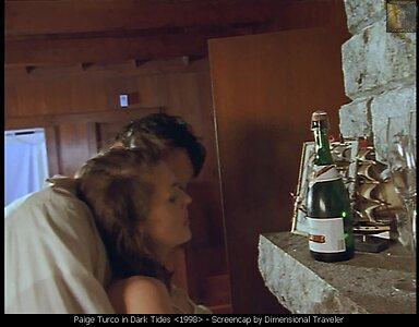 Paige Turco leaked photo #18