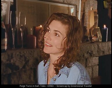 Paige Turco leaked photo #25
