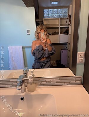 Paige VanZant Nude Leaked Photo #31
