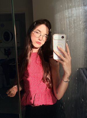 Paisley leaked photo #12