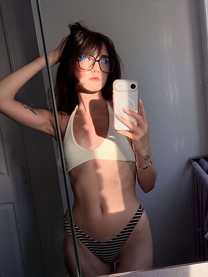 Paisley leaked photo #23
