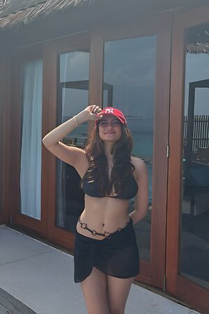 Palak Tiwari leaked photo #8