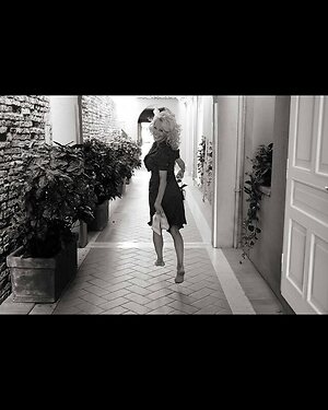 Pamela Anderson leaked photo #5