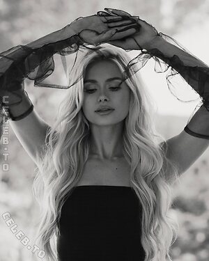 Pamela Reif Nude Leaked Photo #39