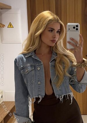 Pamela Reif photo