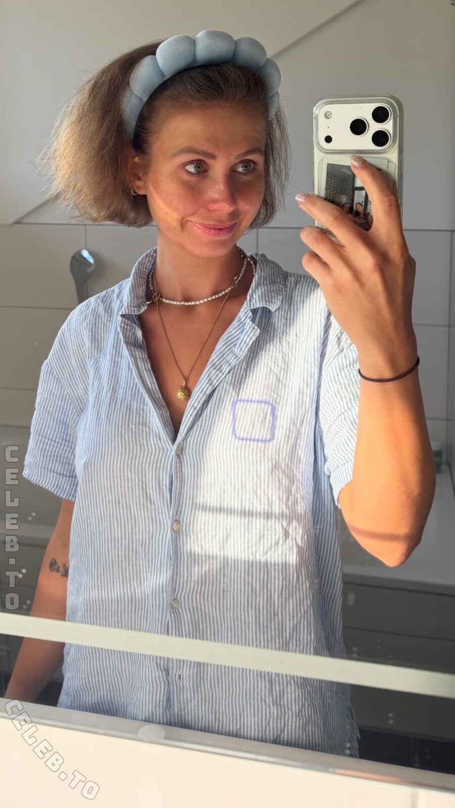 pamelaxbar photo