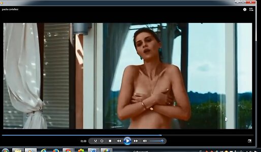 Paola Cortellesi leaked photo #12
