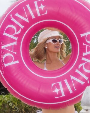 Paris Hilton Nude Leaked Photo #11