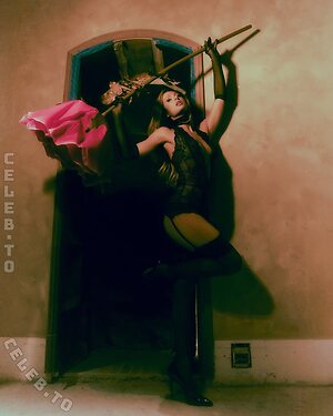 Paris Hilton Nude Leaked Photo #67