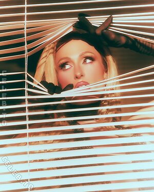 Paris Hilton Nude Leaked Photo #69